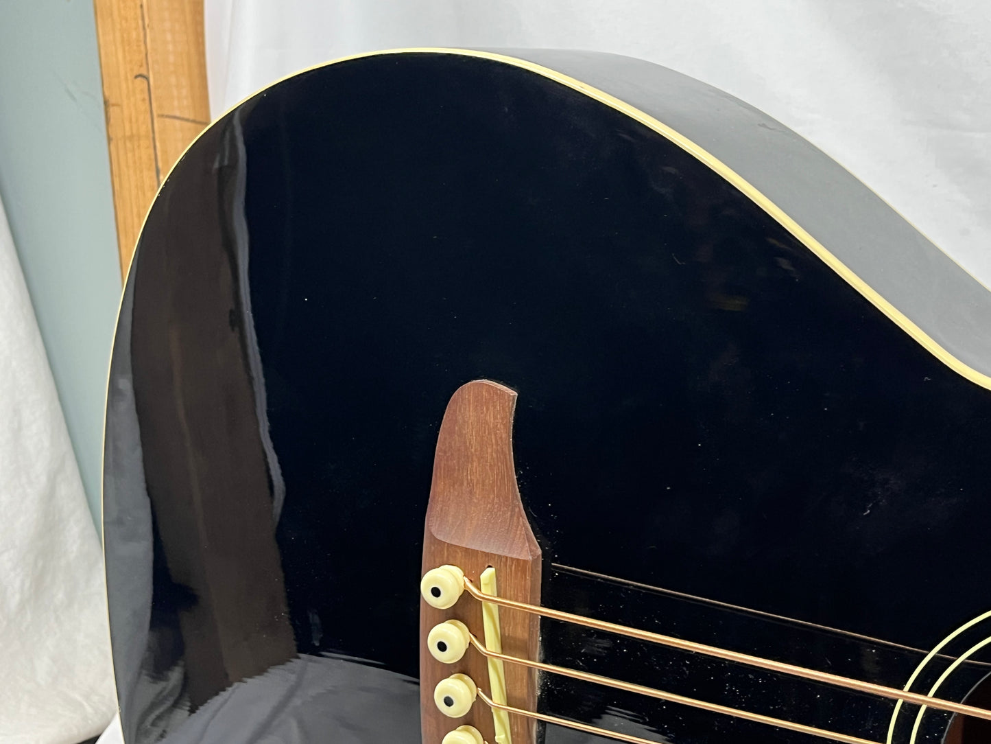Fender Kingman V2 Acoustic Bass Guitar