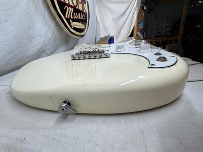 Ibanez Roadstar II Series SSS Guitar with Case - MIJ Made In Japan 1982 - White