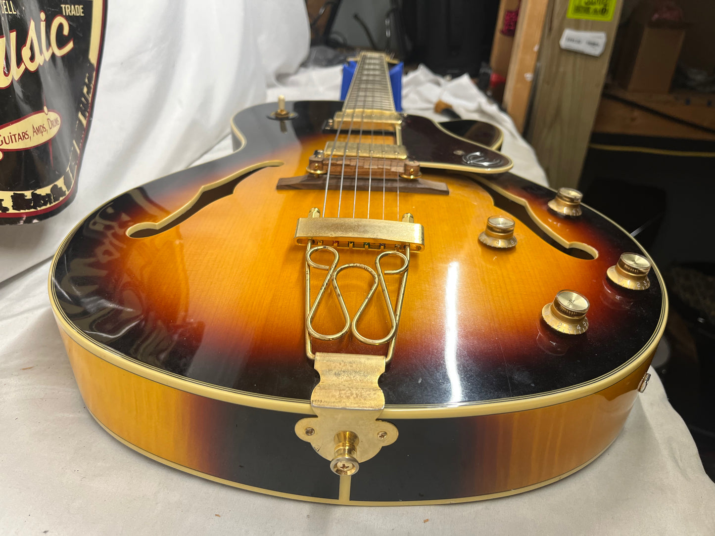 Epiphone Joe Pass Emperor-II Pro Archtop Hollow Body Electric Guitar