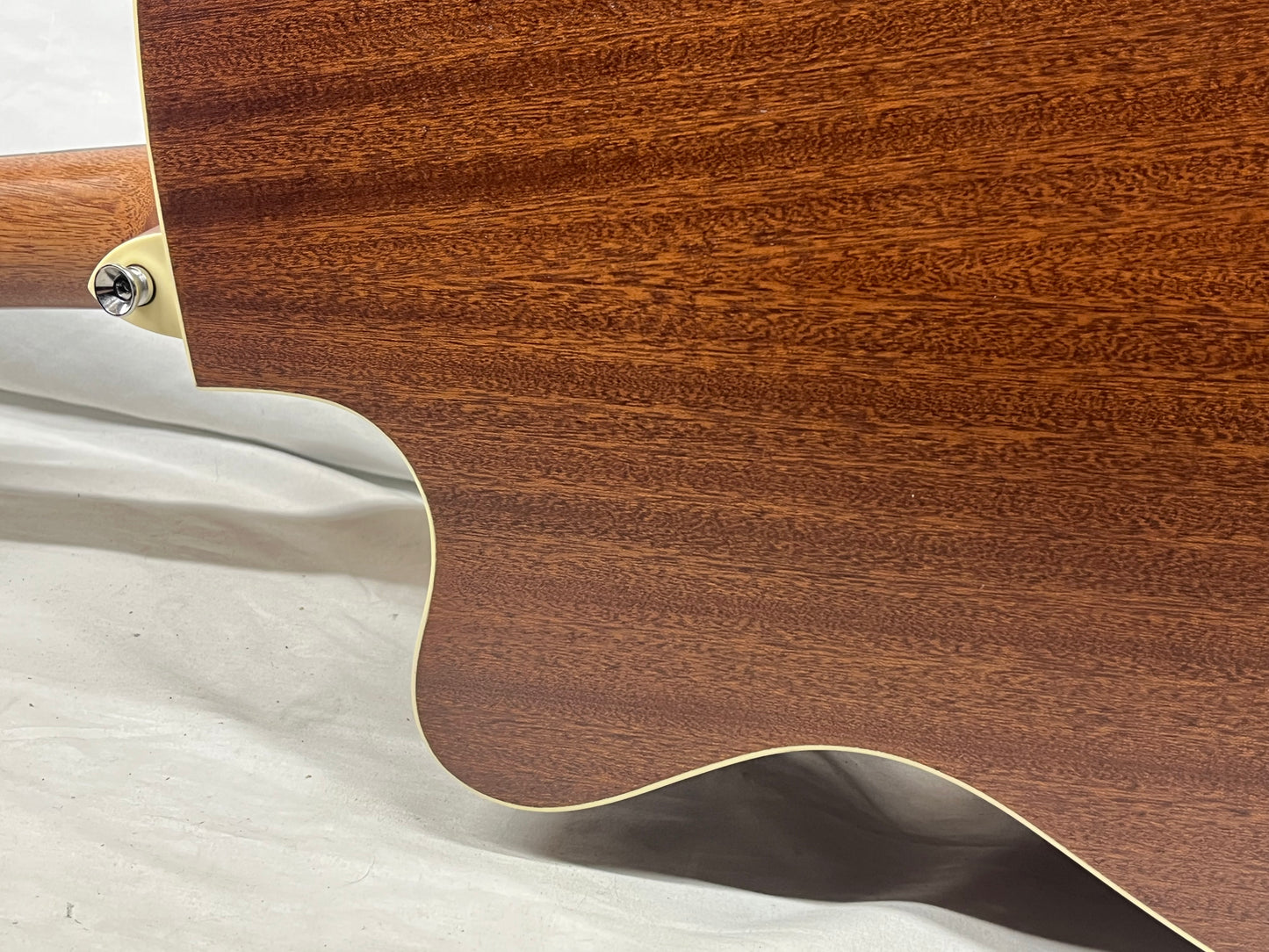 Alvarez RF26CESB Regent Series Acoustic Electric Guitar - *Missing Battery Cover*