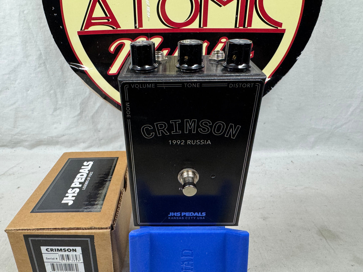 JHS Pedals Legends Of Fuzz Series Crimson 1992 Russia Fuzz Pedal with Box