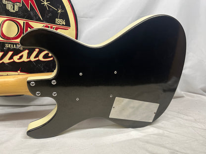 Danelectro Hodad Doublecut Electric Guitar with Gig Bag