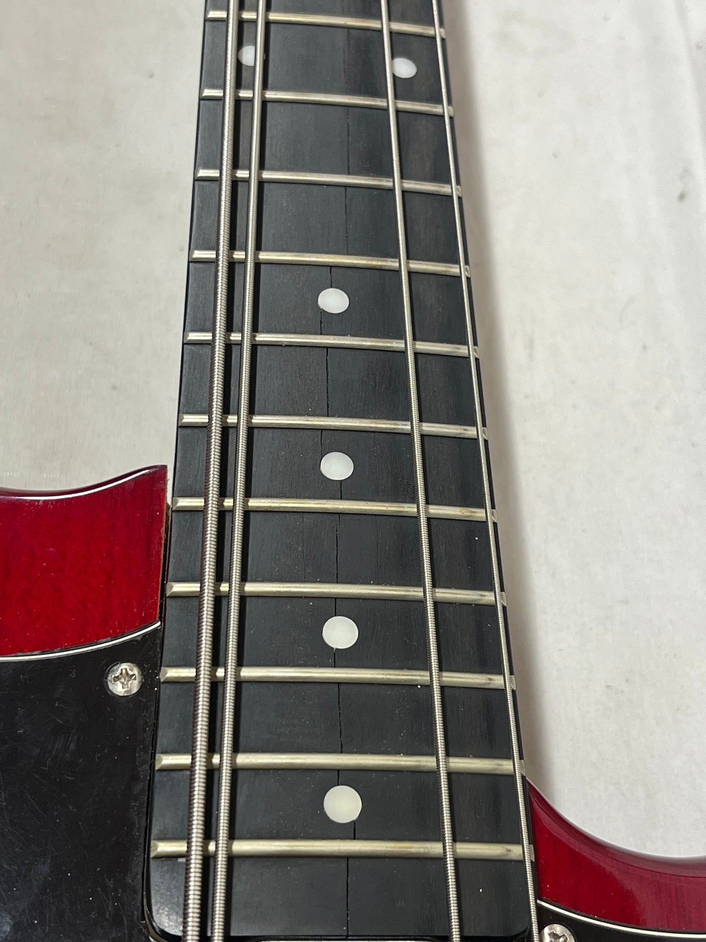 Hagstrom HB-4 Doublecut 4-String Electric Bass with Gig Bag - Split in Fretboard *See Photos*