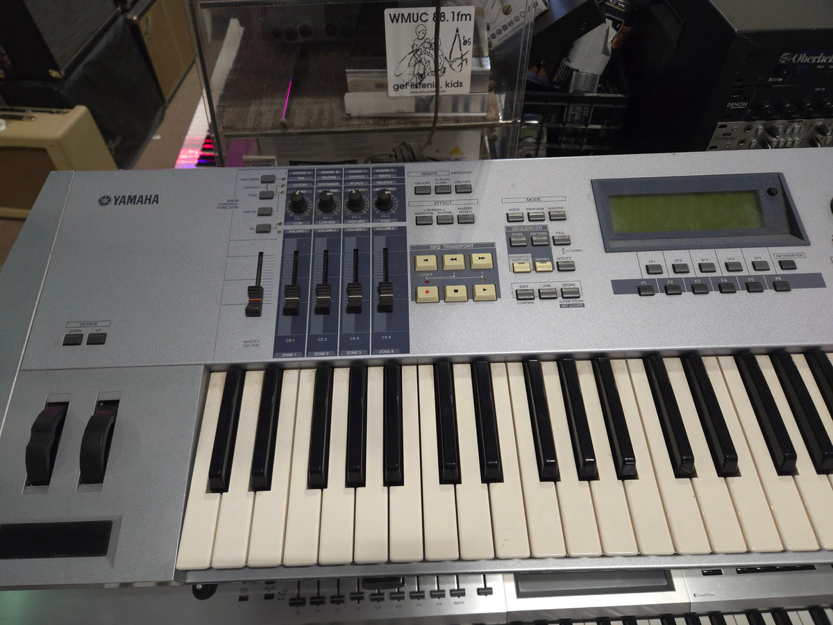 Yamaha Motif ES 6 Production Synthesizer 2000s - Local Pickup Only