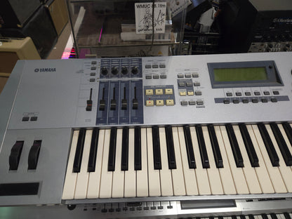 Yamaha Motif ES 6 Production Synthesizer 2000s - Local Pickup Only