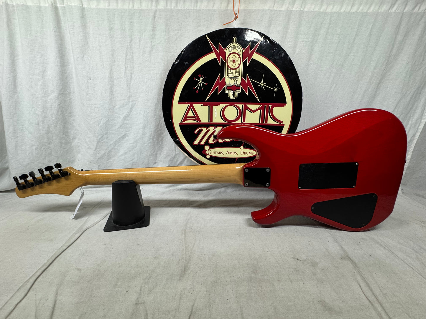 Hamer USA Diablo Guitar with Gator Case - Red