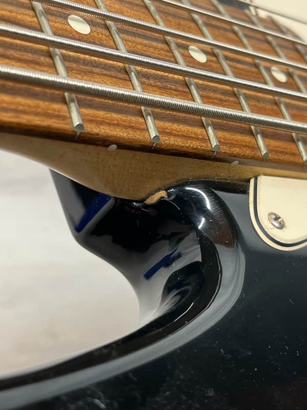 Fender Standard Jazz Bass V 5-String Electric Bass - Image 21