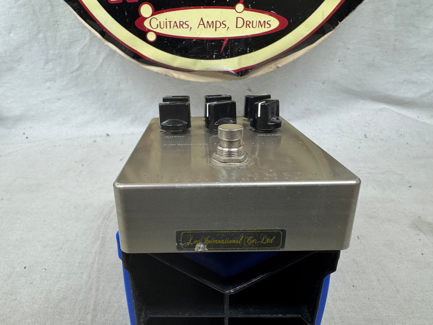 Darkglass Electronics Super Symmetry Bass Compressor Pedal
