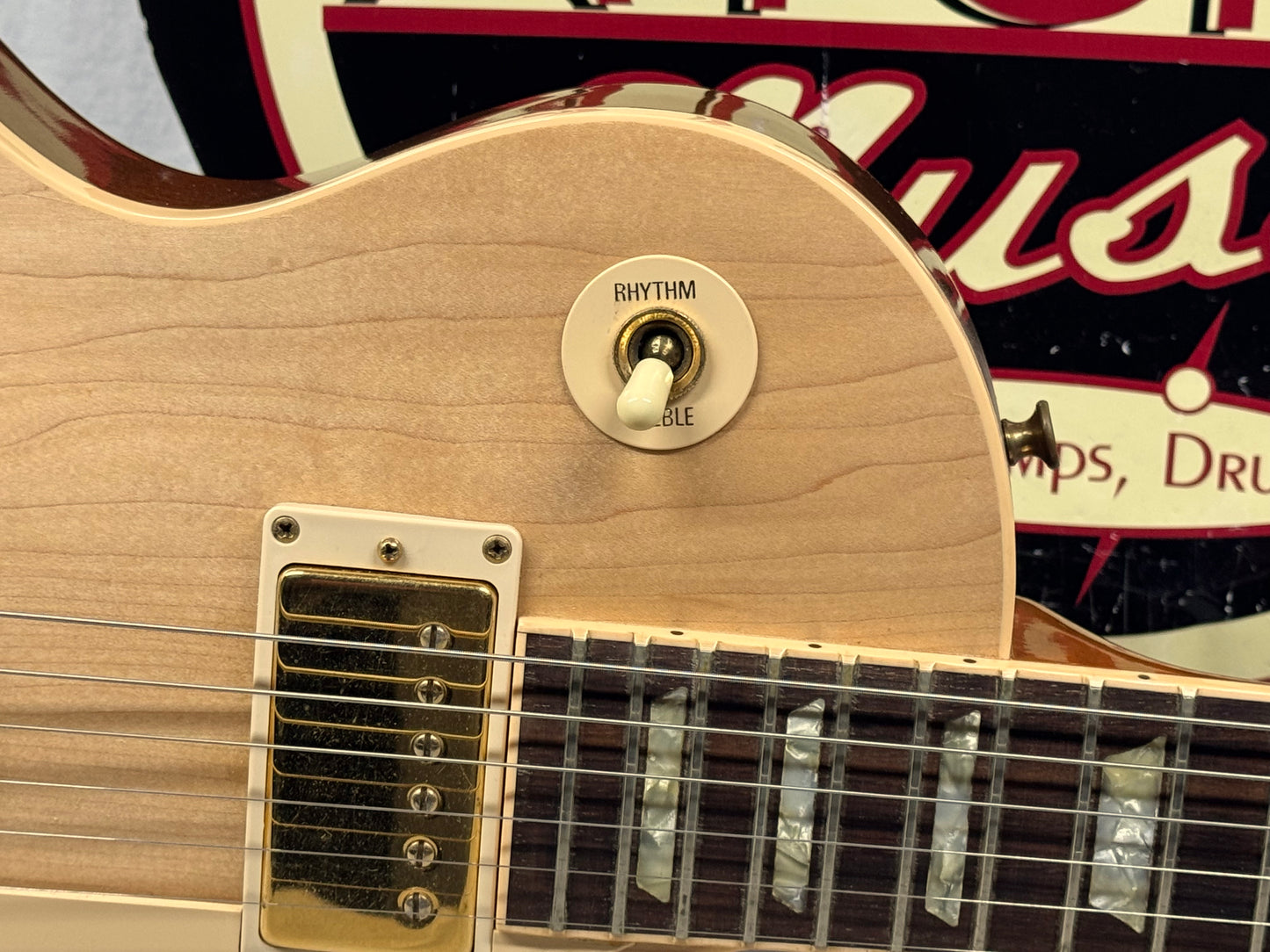 Gibson Les Paul Standard Guitar with Case 1993