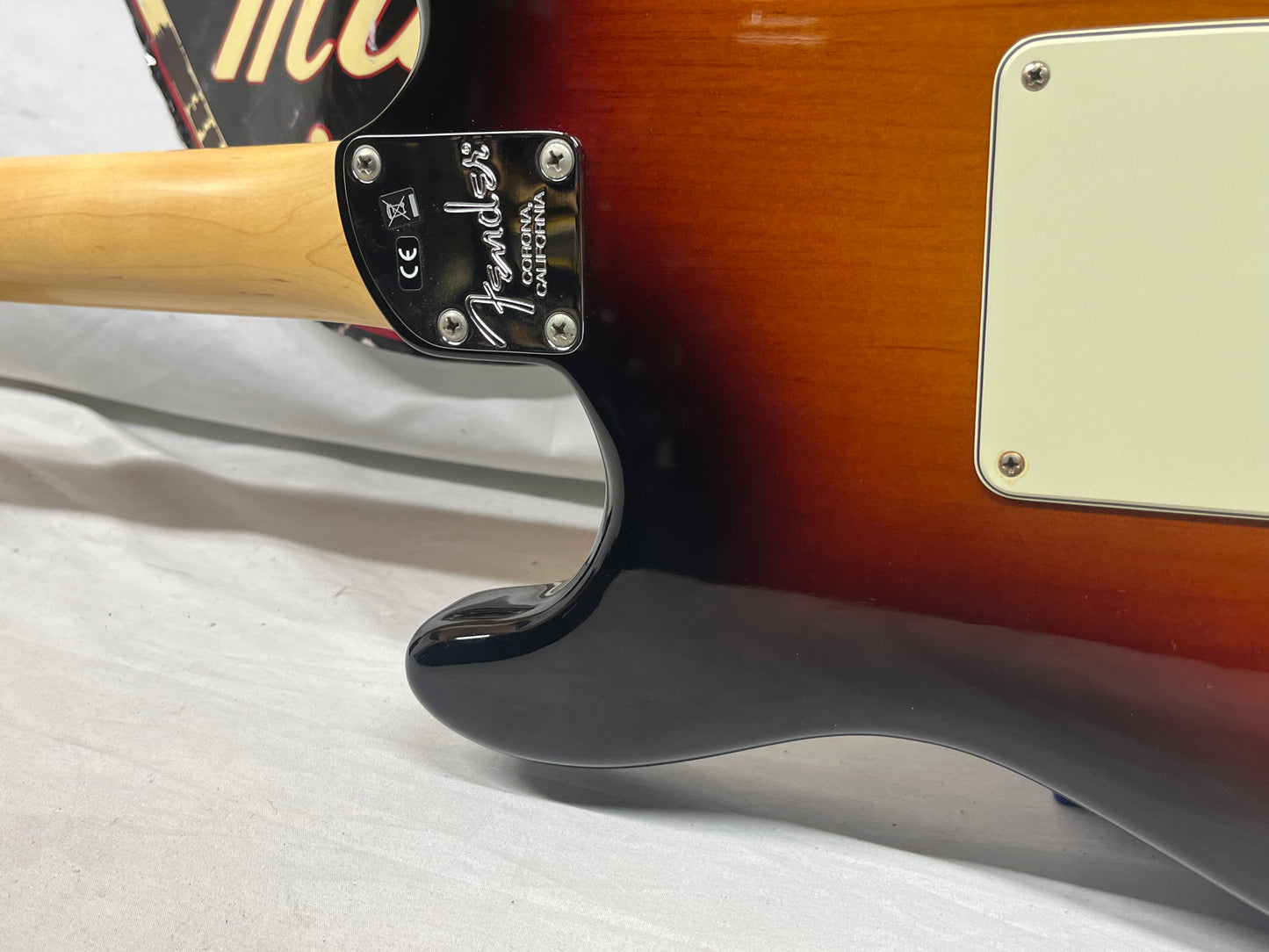Fender American Elite Stratocaster Strat Electric Guitar - 3-Color Sunburst