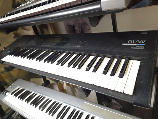 Korg 01/W 1990s - Local Pickup Only