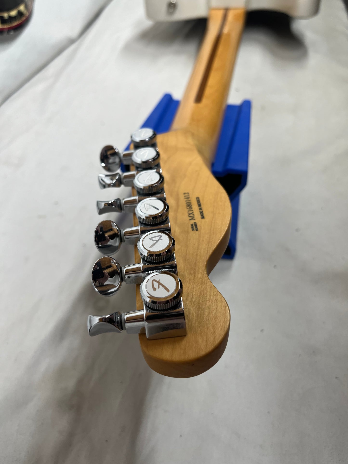 Fender Deluxe Nashville Telecaster Tele Electric Guitar - White Blonde