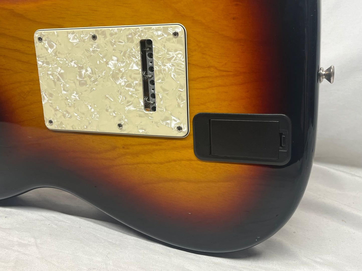 Fender FSR Player Stratocaster Strat Electric Guitar MIM - Made in Mexico - 3-Color Sunburst