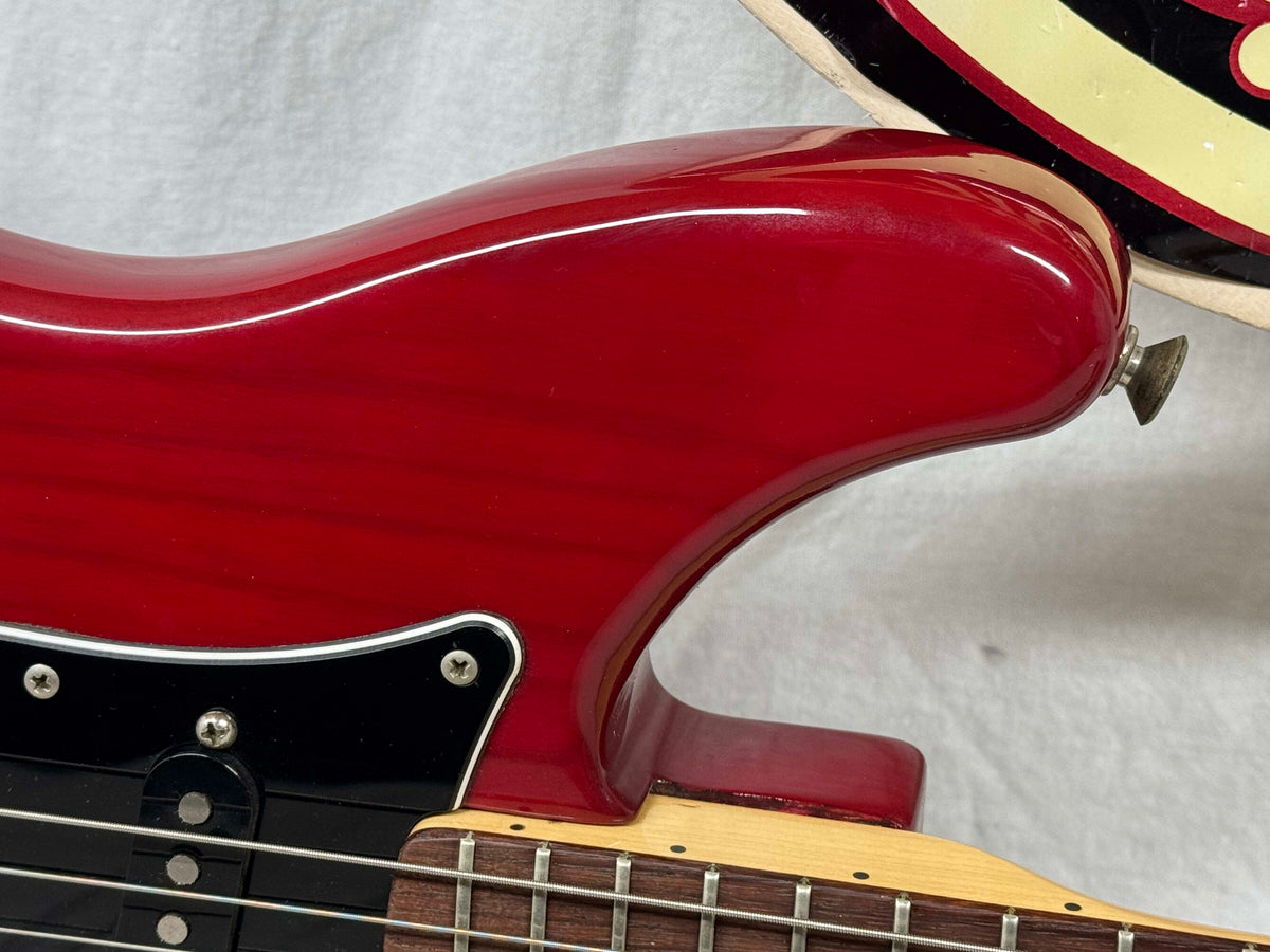 Fender Lead II 2 Hard Tail Guitar with Case