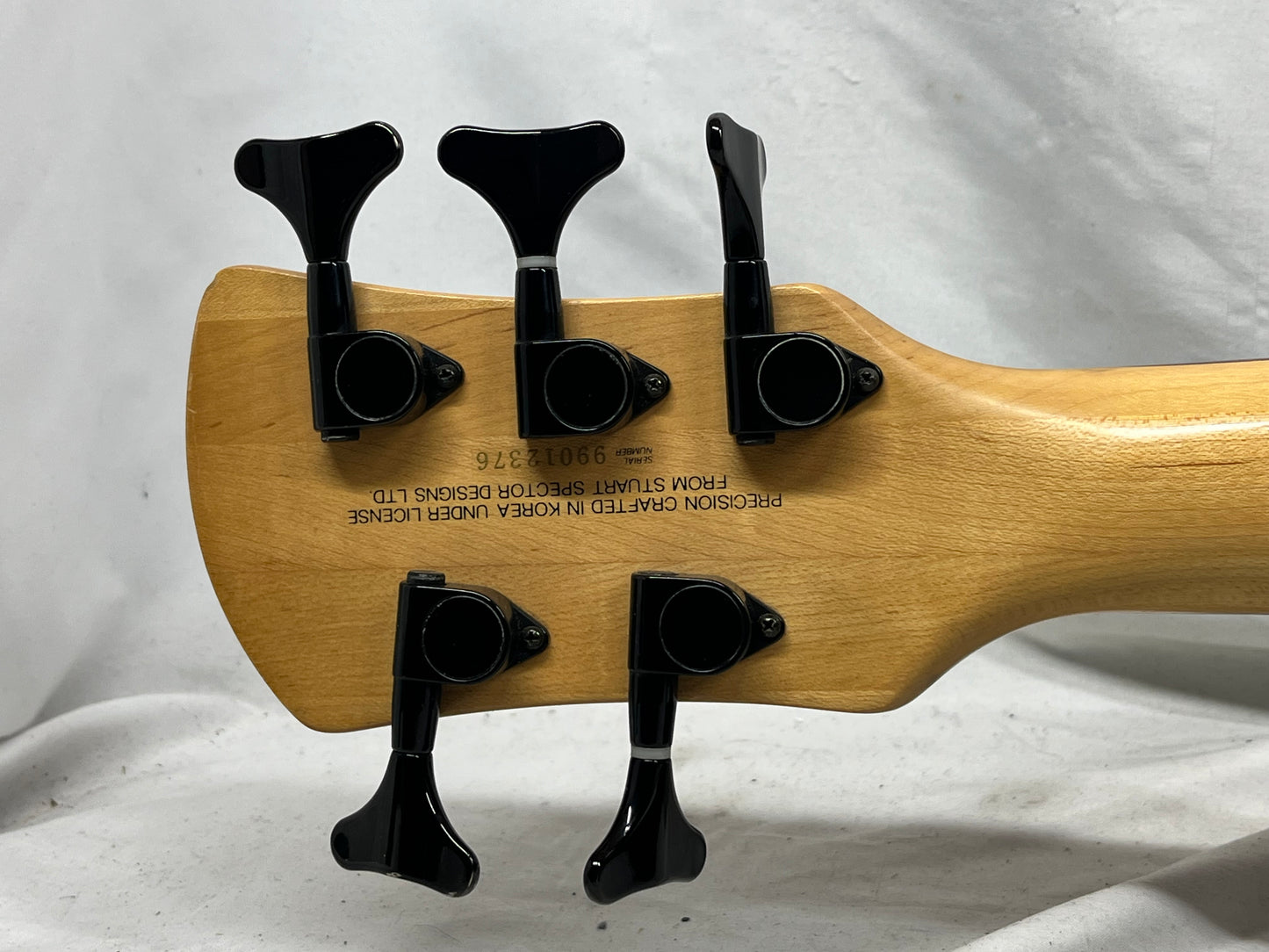 Spector Q5 Doublecut HH 5-String Electric Bass