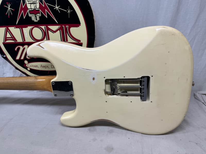 Fender Road Worn '60s Stratocaster Guitar - Image 11