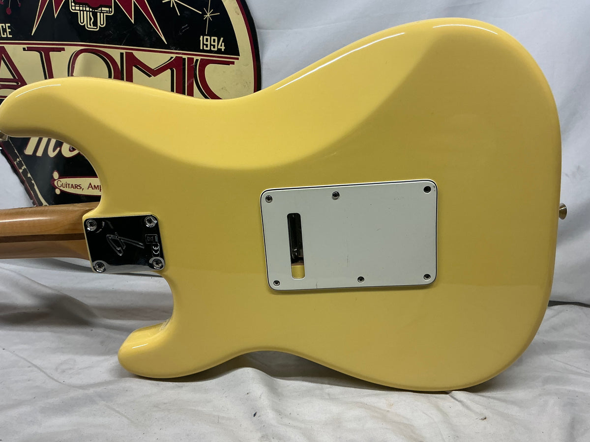 Fender Player Stratocaster Guitar 2019 - Buttercream / Maple neck