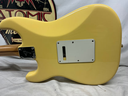 Fender Player Stratocaster Guitar 2019 - Buttercream / Maple neck