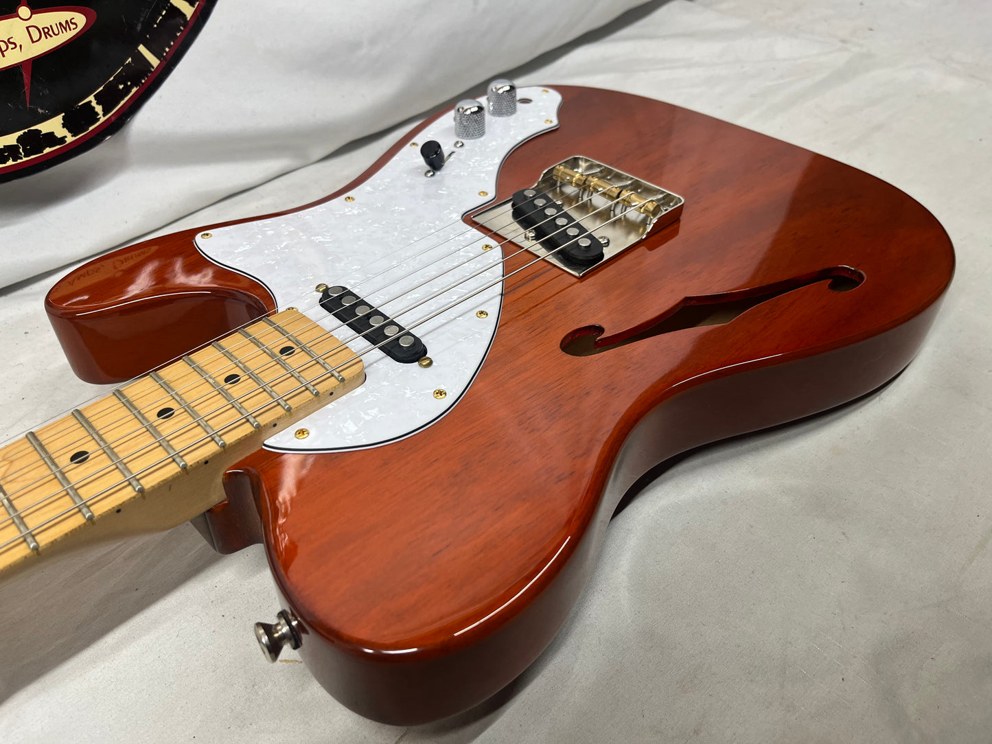 Squier Classic Vibes '60s Telecaster Tele Semi-Hollow Body Electric Guitar