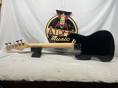 Squier Affinity Series Jazz Bass V 5-String Electric Bass - Black