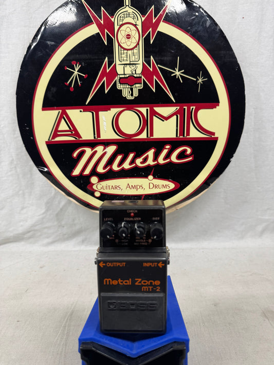 Boss MT-2 mt2 Metal Zone Distortion Pedal 1993