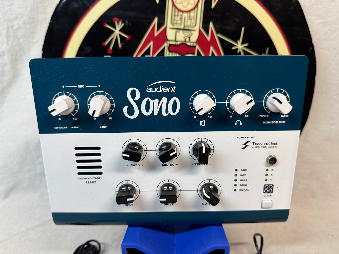 Audient Sono Guitar Audio Recording Interface with Power Supply