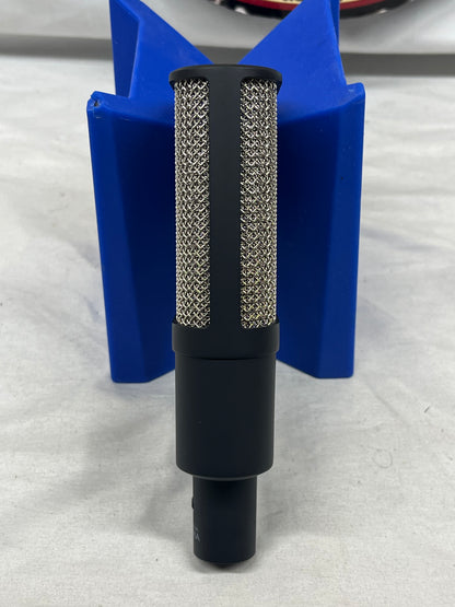 Austrian Audio OC16 Large Diaphragm Cardioid Condenser Microphone with Case and Shock Mount