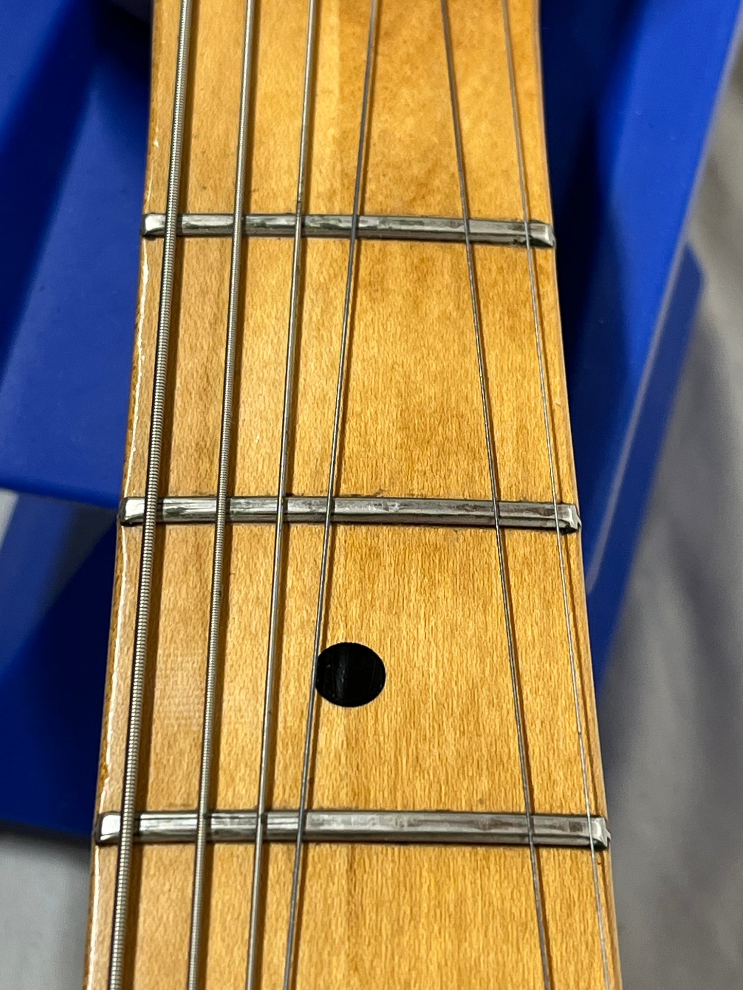 Peavey T-60 Natural Doublecut Electric Guitar
