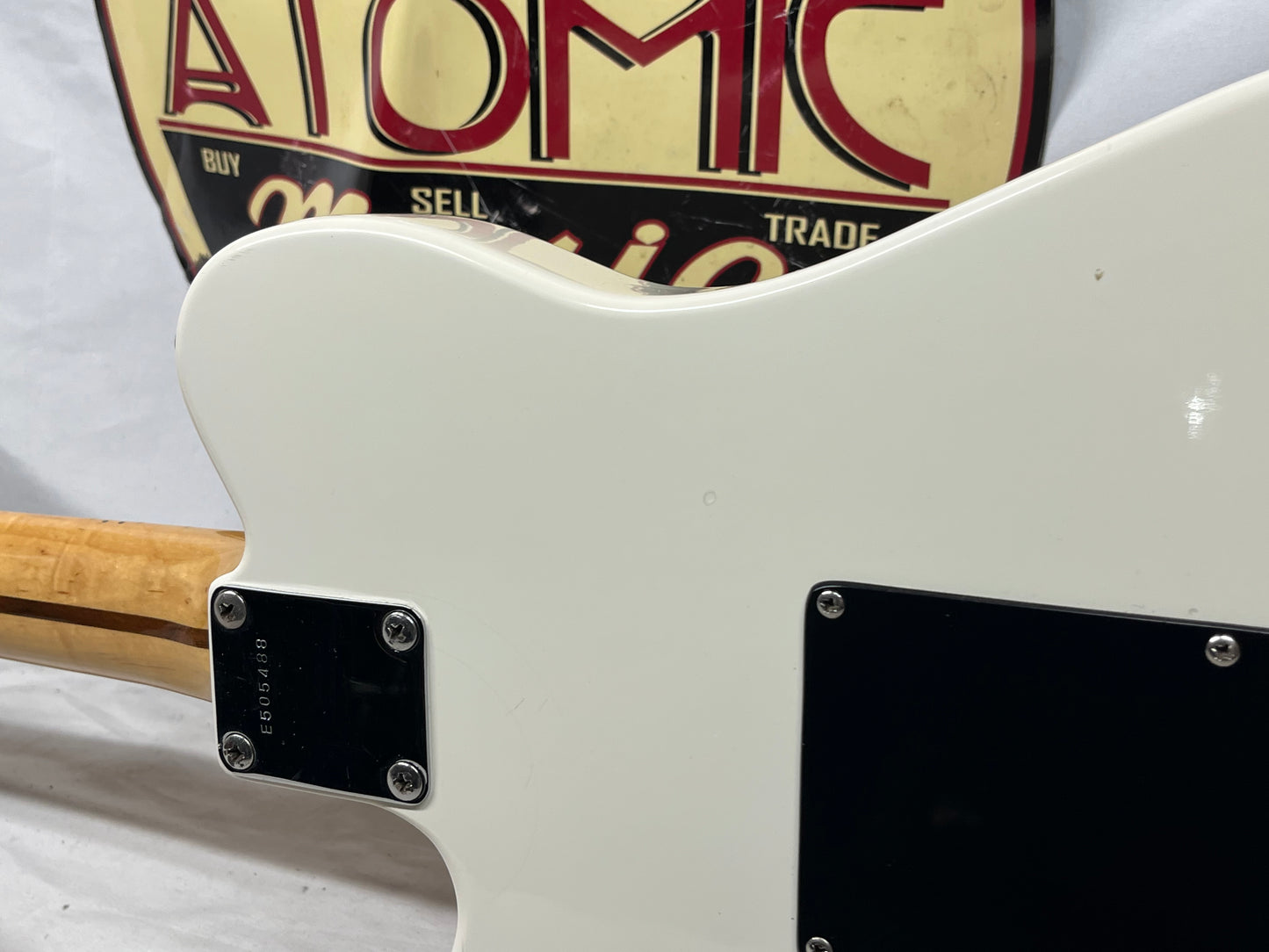 Squier Bullet HSS Singlecut Electric Guitar