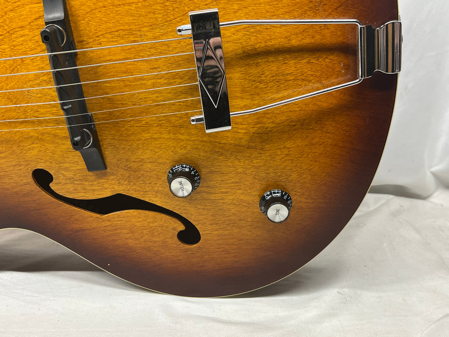 Godin 5ht Avenue Kingpin P90 Left Handed Lefty Hollow Body Electric Guitar