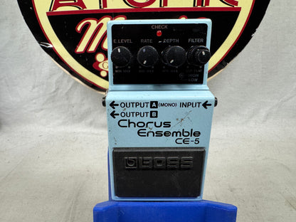 Boss CE-5 ce5 Chorus Ensemble Pedal