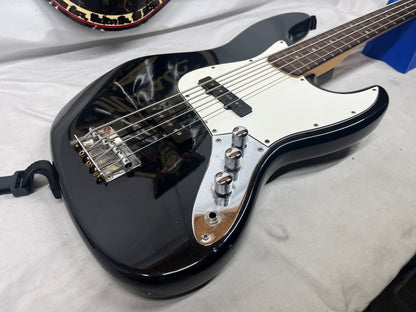 Squier 4-String Electric Jazz Bass