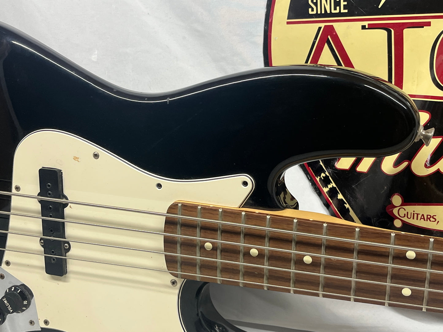 Fender 4-String Electric Jazz Bass MIM - Made in Mexico
