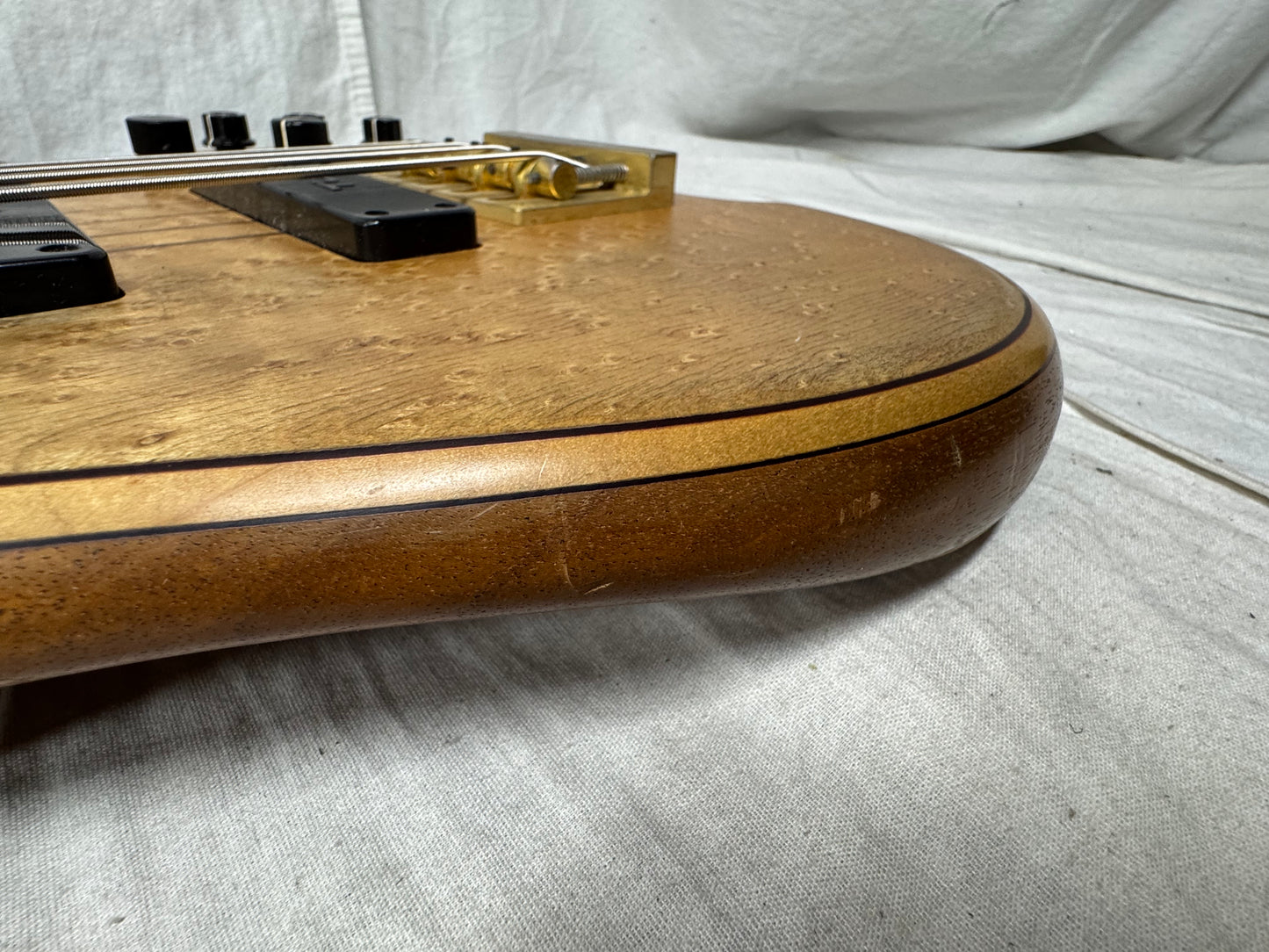 Tune TWB-4 twb4 4-string Bass