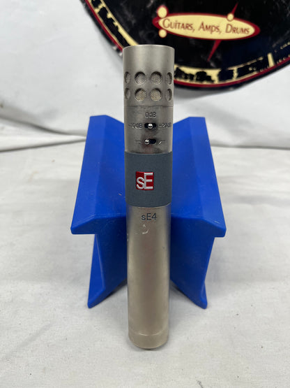 sE Electronics sE4 Small Diaphragm Cardioid Condenser Microphones - Stereo Pair with Case and Mounts