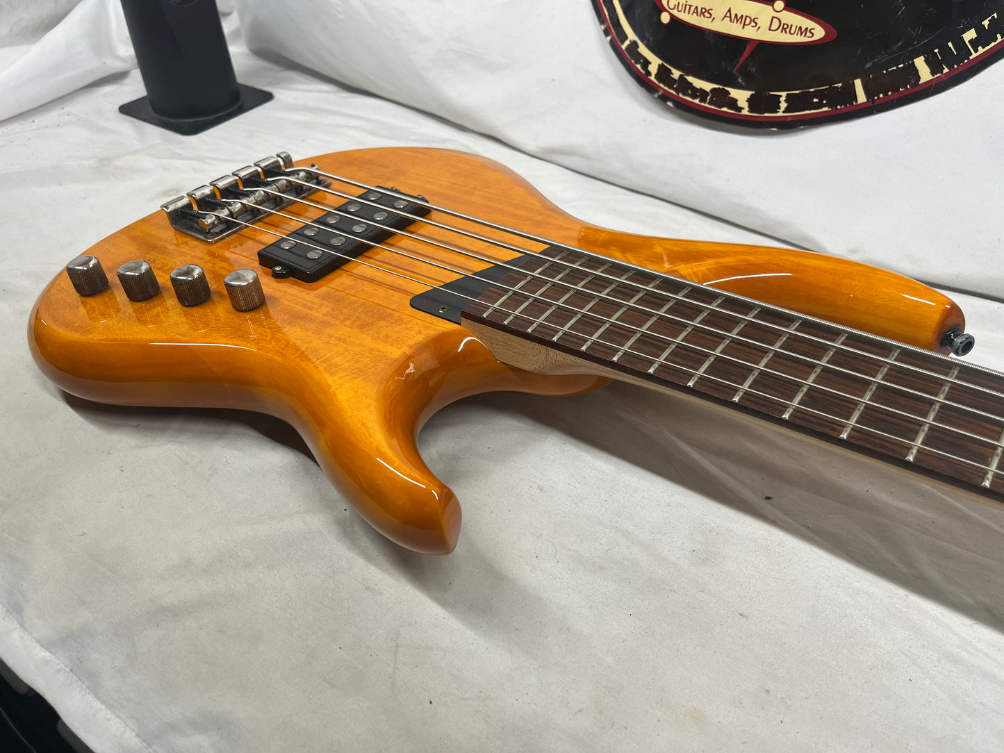 MTD Kingston 5-String Electric Bass