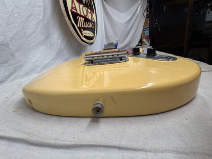 Fender Mustang Guitar with Case - MIJ Made In Japan 1993 - 1994