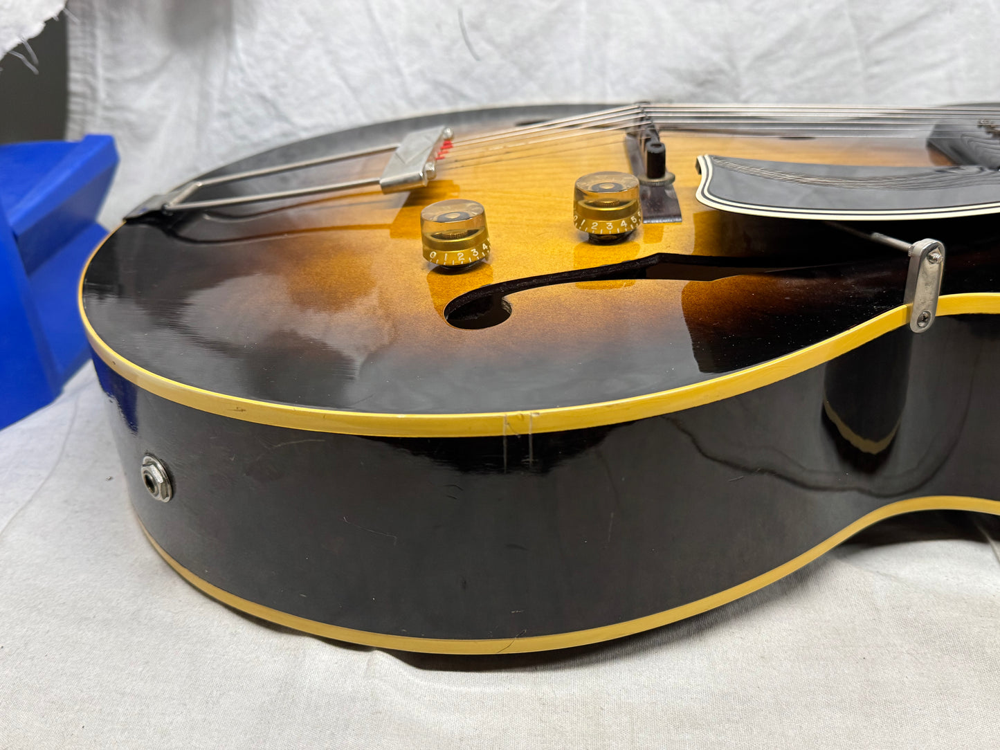 Gibson ES-150 es150 Archtop Hollowbody Guitar with Epiphone Case 1964