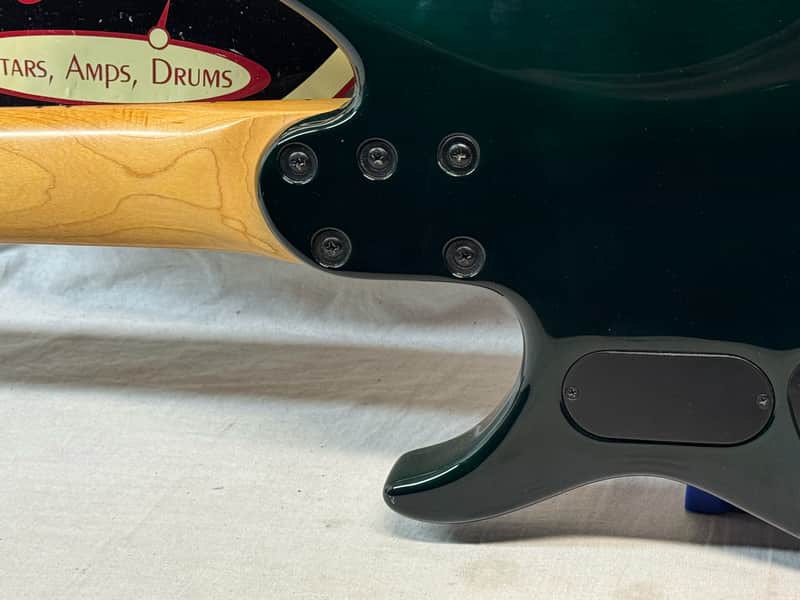 Peavey Millennium 5-string Bass - Image 12