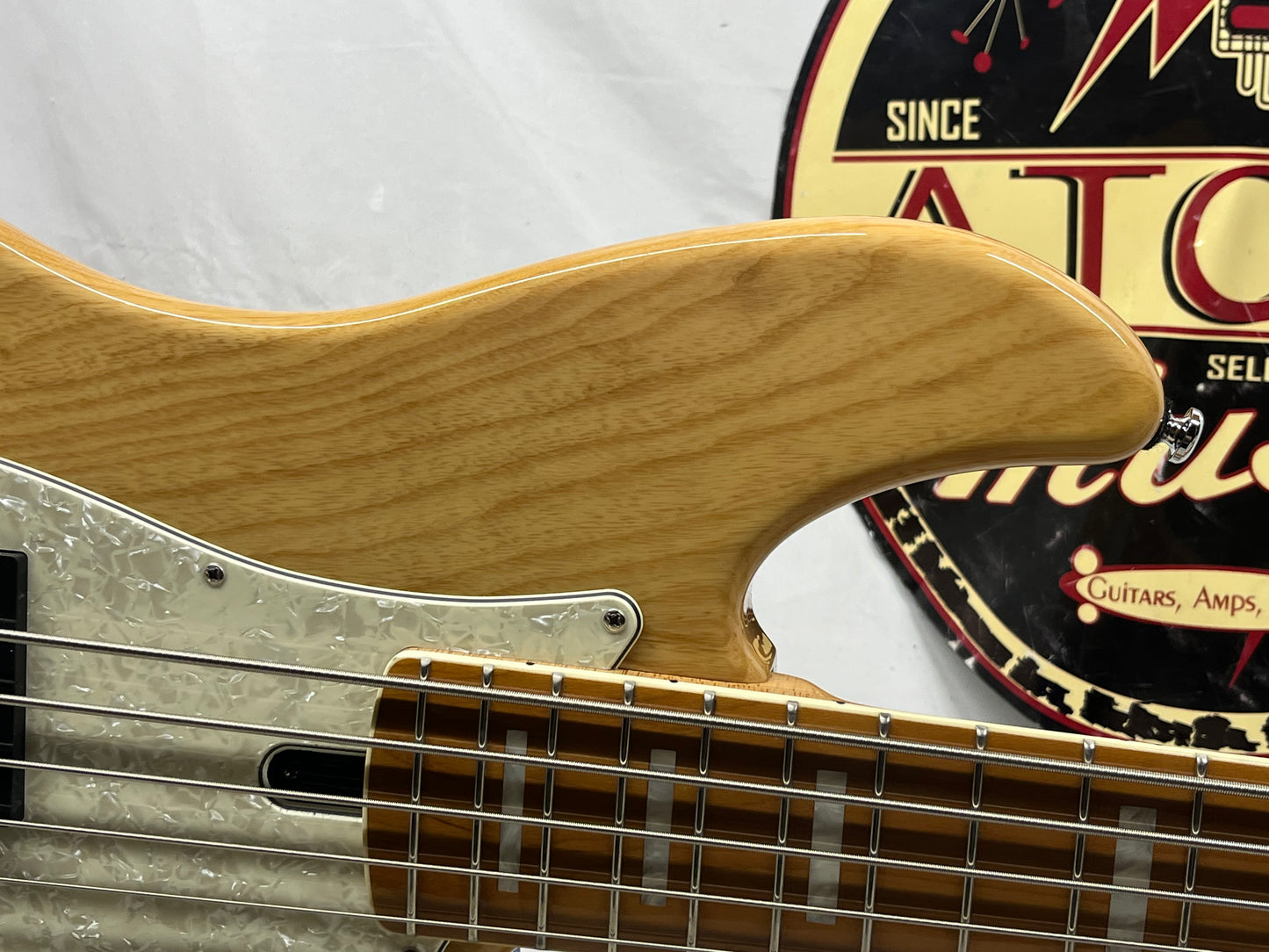 Sire Marcus Miller P8 5-String Electric Bass with Sire Gig Bag 2025