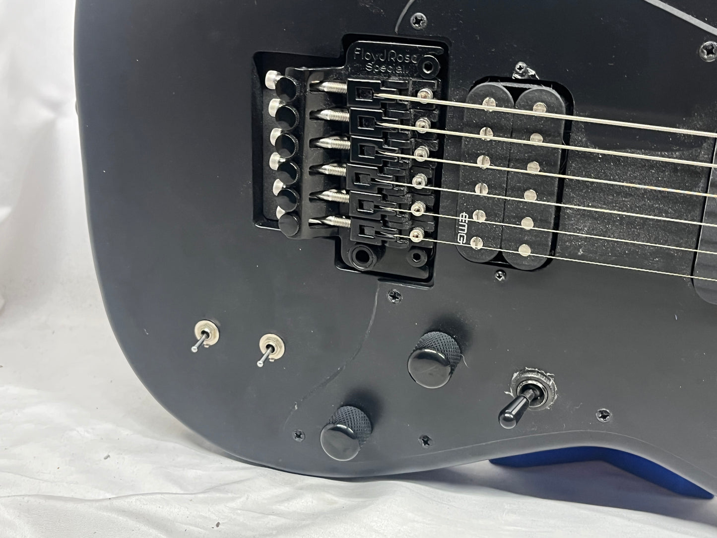 Schecter Diamond Series Sun Valley Super Shredder with Case