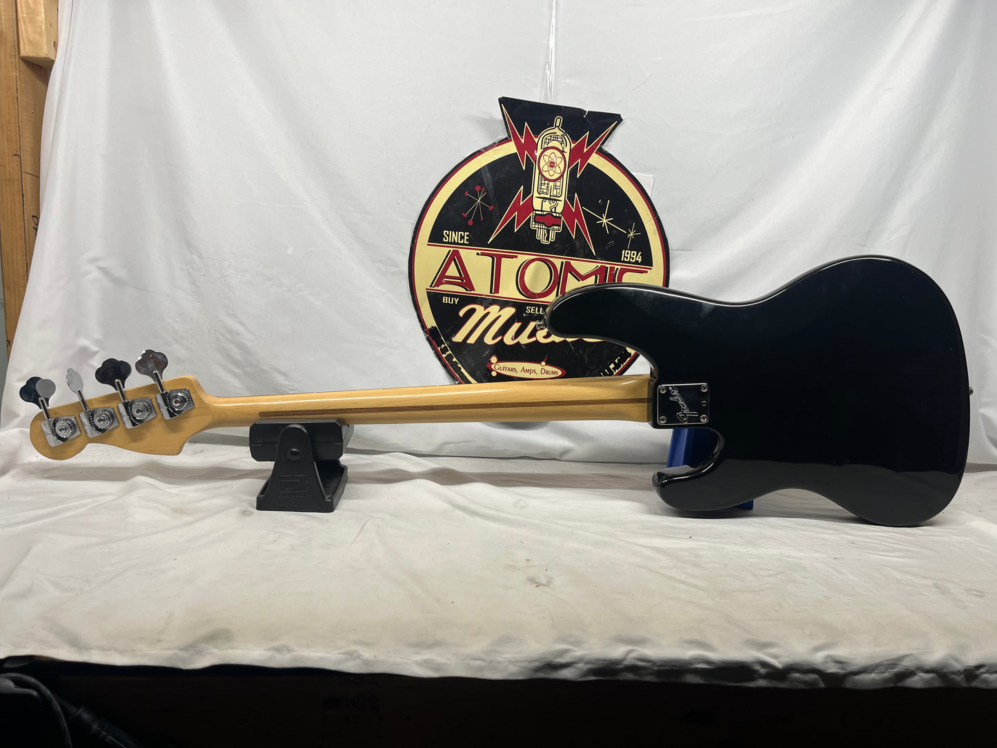 Fender American Standard 4-String Electric Jazz Bass - Black