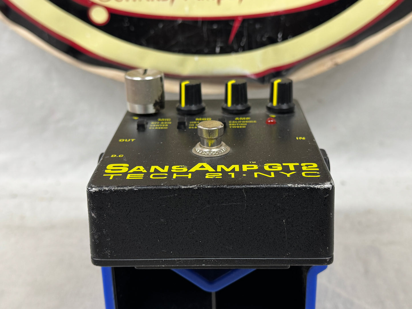 Tech 21 SansAmp GT2 gt 2 v2 Guitar Tube Amp / Cab Emulator / Preamp / Overdrive / Boost Pedal - 1 replaced knob