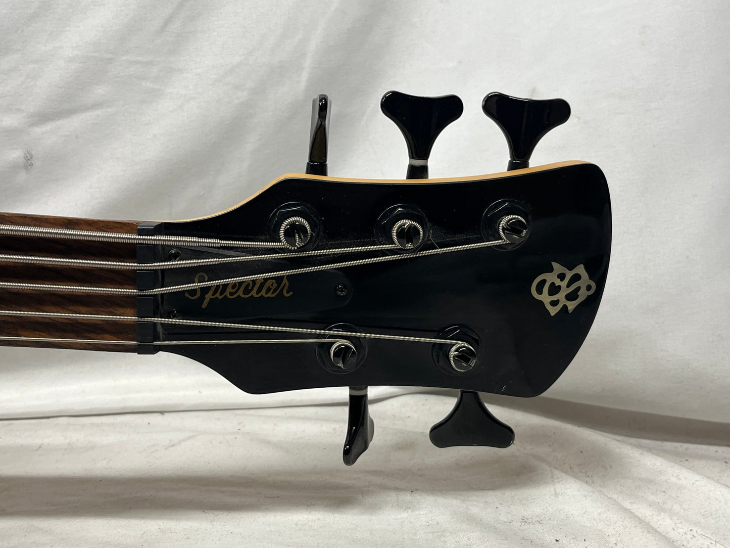 Spector Q5 Doublecut HH 5-String Electric Bass