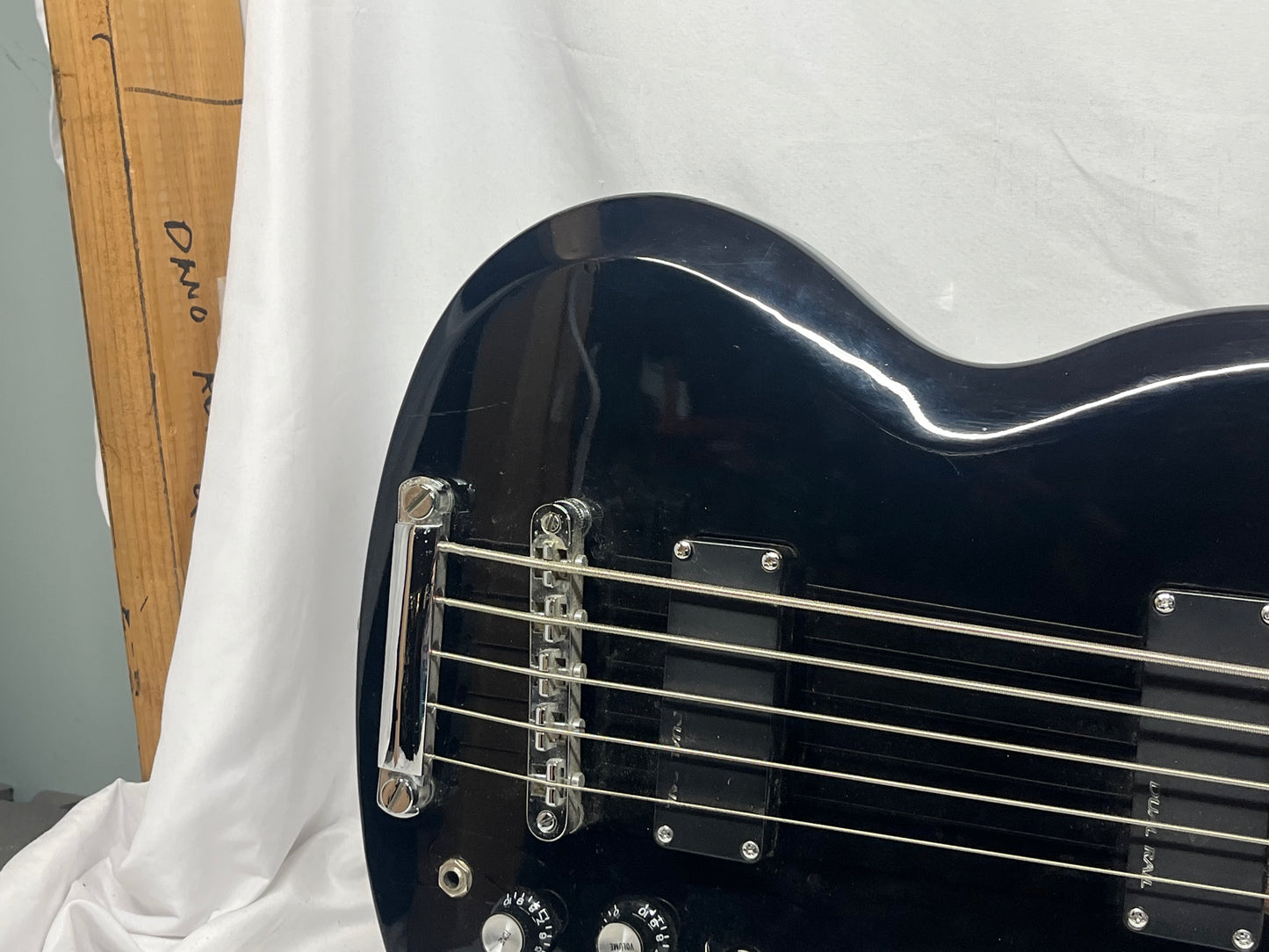 Epiphone EB-35 5-String Electric Bass