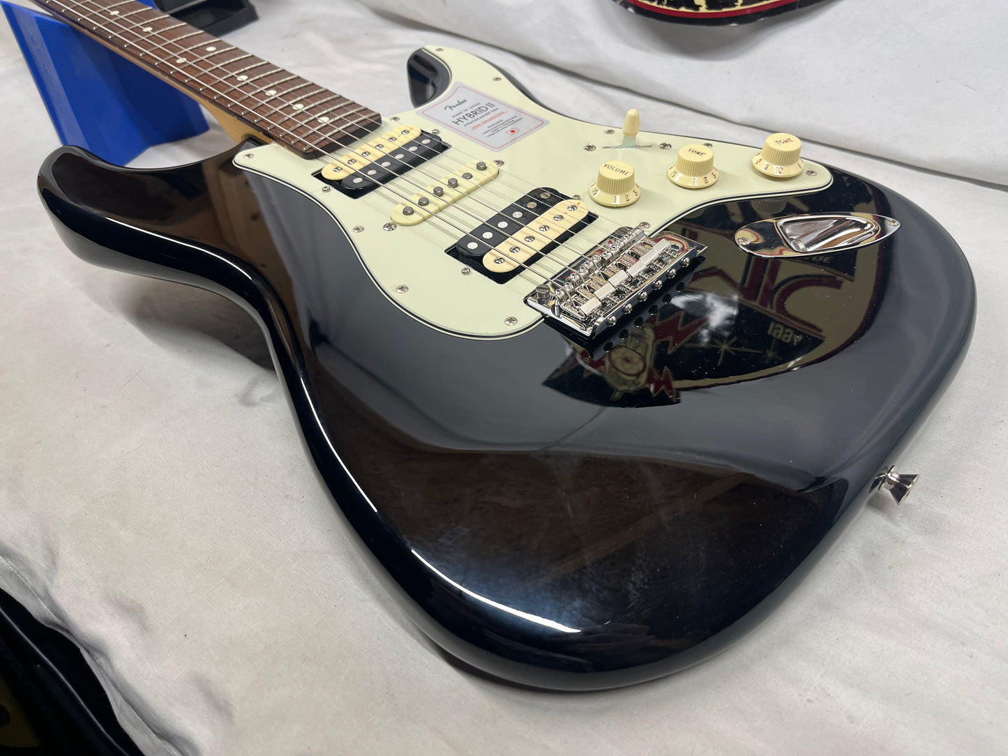 Fender 2024 Collection, Made in Japan Hybrid II Stratocaster Strat HSH - Black