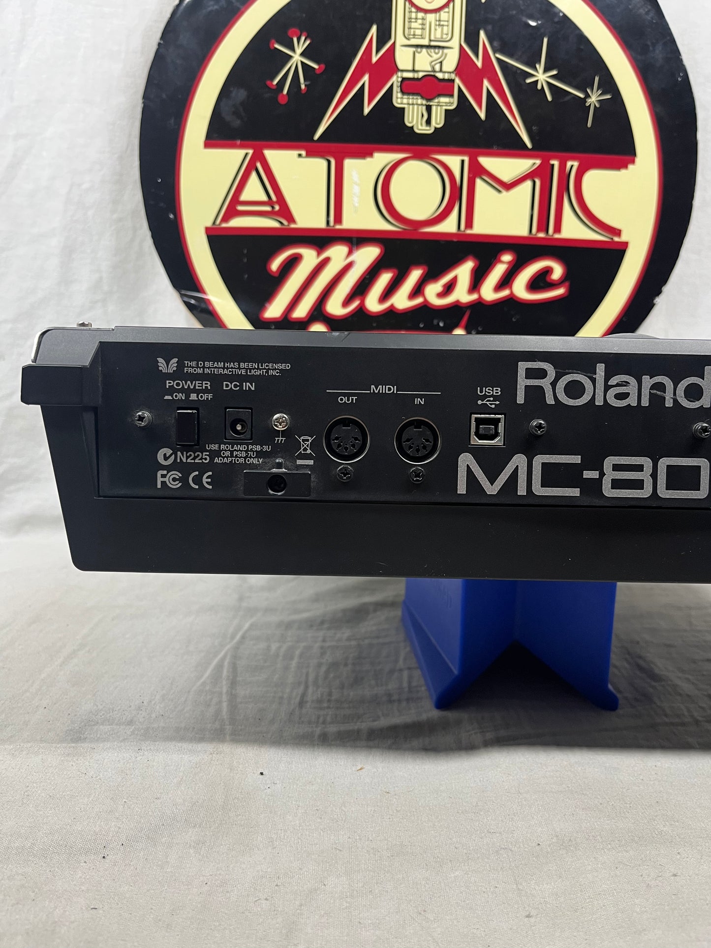Roland MC-808 mc808 Sampling Groovebox Sampler