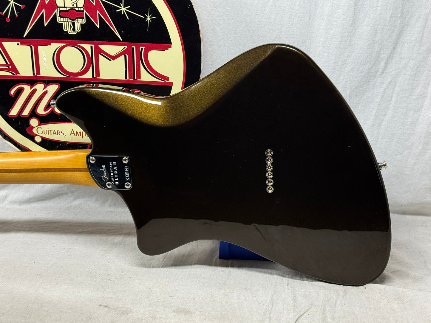 Fender American Ultra II 2 Meteora Guitar with COA + Case 2025 - Texas Tea / Ebony fingerboard