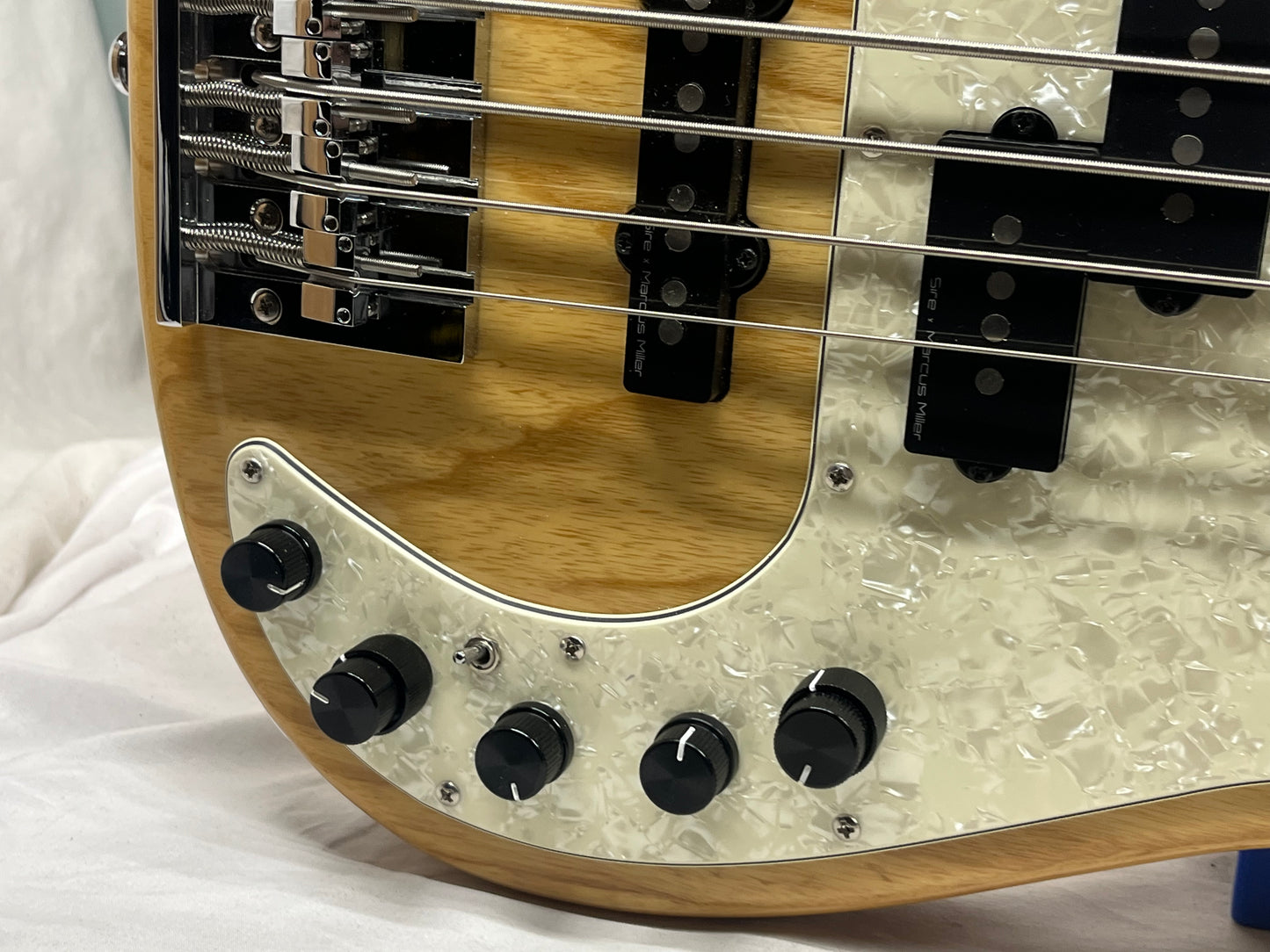 Sire Marcus Miller P8 5-String Electric Bass with Sire Gig Bag 2025