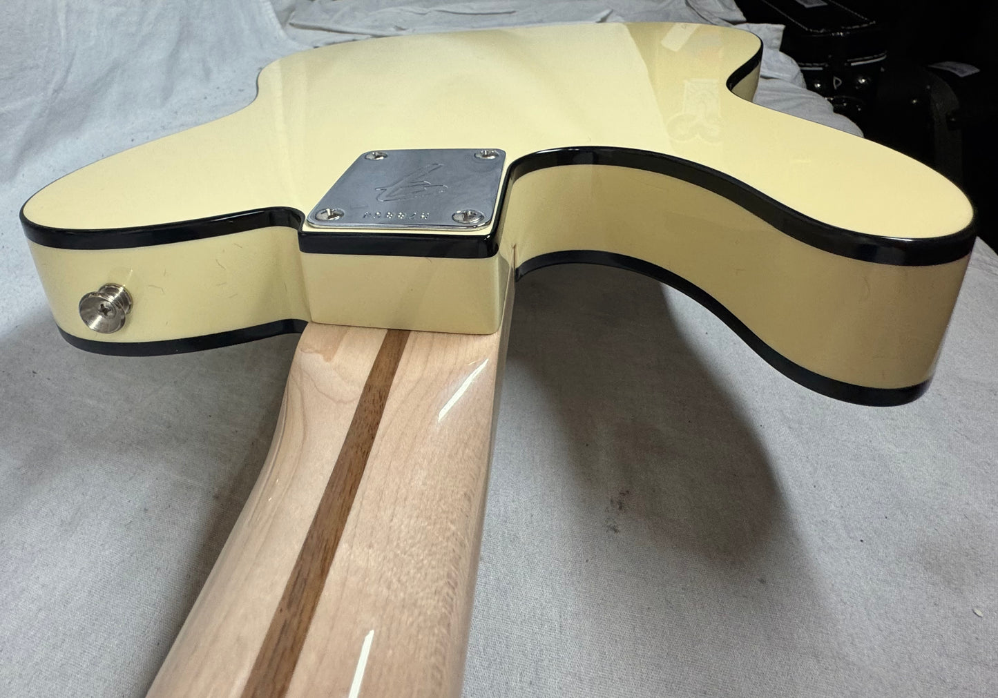 Fender USA Custom Shop 1969 '69 Telecaster Custom NOS Guitar with COA + Case 2014 - Vintage White - Double Black Binding / Maple neck